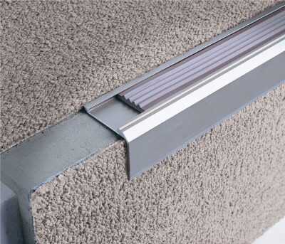 Inserturi si piese de schimb Stairtec Profilitec | inserturi PVC 28-55 mm in 3 culori, benzi antiderapante FLT, insert cauciuc FLR, dop SWP