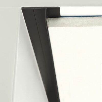 Profil shadow gap perete si tavan plutitor PLANO PS130 Profilitec | nut 13×13 mm pentru gips-carton, pregatit pentru banda LED COB – bara 2,7 m