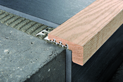 PTPW PROSTEP WOOD ROVERE NATURALE 2 430x287 - Profile Premium Coltare Treceri Plinte Picuratoare Profile Decor Shadow Gap Profilitec | Profil Expert