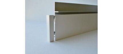 Plintă Filomuro PLANO BF de la PROFILITEC – Integrare Perfectă în Perete