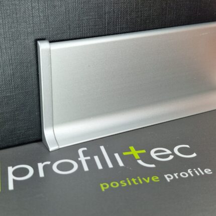 Plinta aluminiu argintie pentru perete Battiscopa BA Profilitec | fata plana minimalista, H 45 / 60 / 80 / 100 mm, anodizat AS, clasica sau autoadeziva &ndash; bara 2,7 m