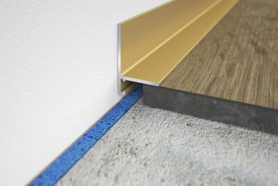 Miniplinta minimalista aluminiu Minileiste SL16X5 | plinta cu fata 20 mm, montaj clic demontabil, rosturi 6-13 mm, orice pardoseala de la 6 mm, 6 finisaje – bara 2 m