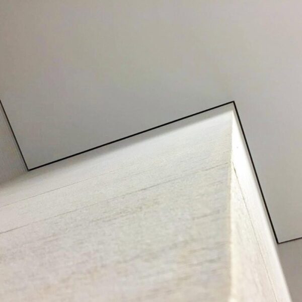 Plinta Shadow Gap pentru Tavane Moderne – Efect Plutitor cu Iluminare LED Shadow gap tavan plutitor 600x600 - Plinta Shadow Gap pentru Tavane Moderne – Efect Plutitor cu Iluminare LED