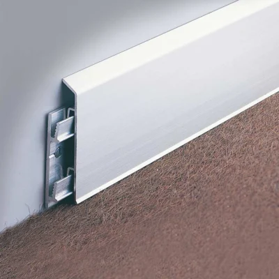 Plinta aluminiu cu canal de cabluri Baseboard BI Profilitec | H 70 / 100 mm, montaj clic demontabil, anodizat argintiu – bara 2,7 m