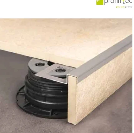 Profil delimitare terasa inaltata Bordertec BSJ | fata decorativa 2 cm, placa verticala in canelura, perimetru pardoseli pe ploturi si trepte – bara 2,70 m