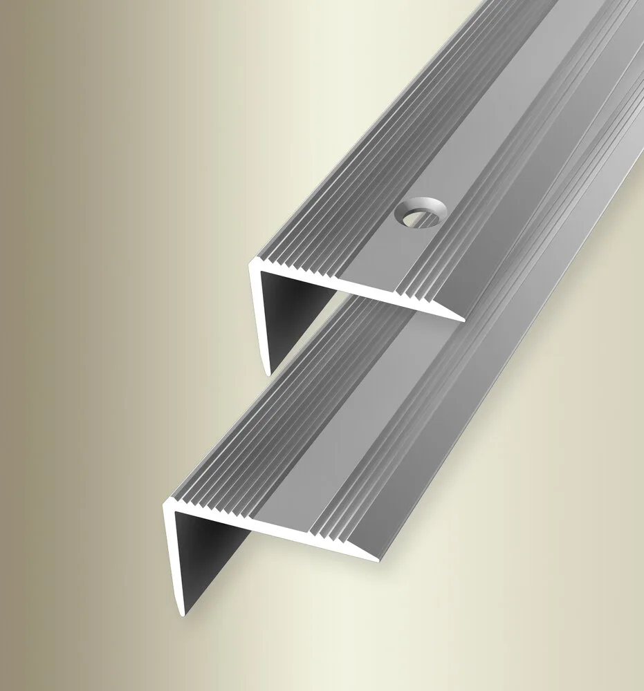 Cornier protectie Küberit 227 | muchie 20 x 20 mm cu colturi rotunde prefabricate – bare 2,5 / 5 m Cornier protectie Küberit 227 | muchie 20 x 20 mm cu colturi rotunde prefabricate – bare 2,5 / 5 m