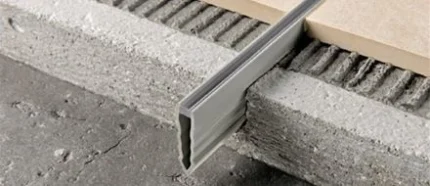 Rosturi dilatatie slefuibile montaj sapa Progress Profiles | RVC, dublu silicon, plin | bara 2,5 m