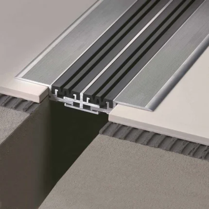Profil rost dilatatie modular aplicat Jointec GDM 860 Profilitec aluminiu cu insert cauciuc negru AN51