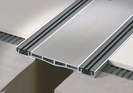 Profil capac rost dilatatie seismic Jointec GS Profilitec | rost 100 mm, aplicat, modular – bara 4 m