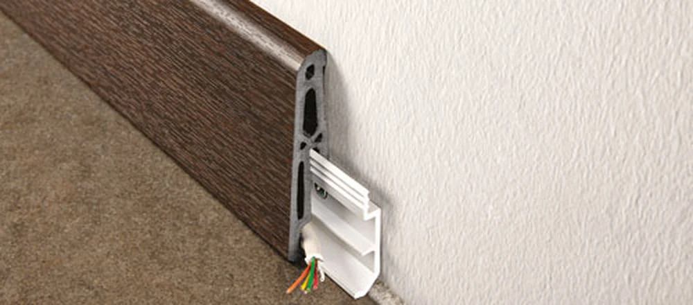 Plinta PVC decor lemn Skirting 7016 Progress Profiles | H 70 mm, rasina vinilica expandata, 20 decoruri, kituri de colt – bara 2,4 m Plinta PVC decor lemn Skirting 7016 Progress Profiles | H 70 mm, rasina vinilica expandata, 20 decoruri, kituri de colt – bara 2,4 m