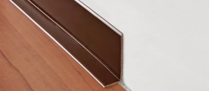 Plinta PVC flexibila in rola Skirting 62F Progress Profiles | H 62 mm, rola 50 m, se curbeaza pe colturi rotunde
