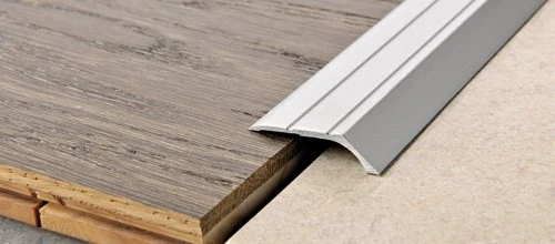 Profil trecere si mascare denivelari Prolevall Progress Profiles | aluminiu si alama | bara 2,7 m Profil trecere si mascare denivelari Prolevall Progress Profiles | aluminiu si alama | bara 2,7 m