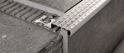 Profil nas treapta Prostair Progress Profiles | inox si aluminiu, variante GRIP, LED, 50 | bara 2,7 m