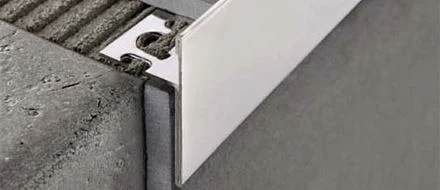 Profil treapta Protermstep Progress Profiles | inox si aluminiu | bara 2,7 m Profil treapta Protermstep Progress Profiles | inox si aluminiu | bara 2,7 m