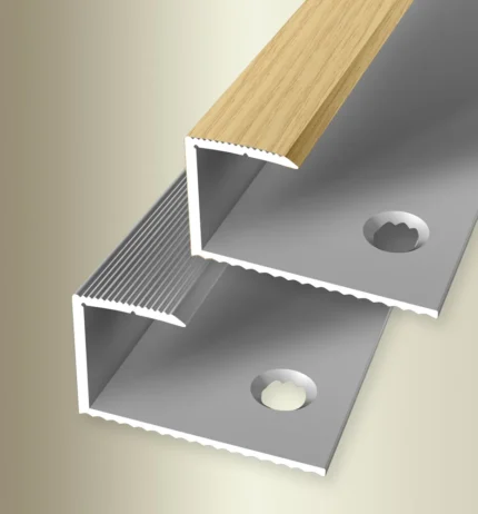 Profil bordurare mocheta Küberit 215 | margine pentru mocheta 14-15 mm, aluminiu si decor lemn – bare 0,9 / 2,7 m