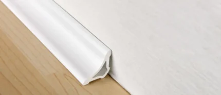 Profil de etansare PVC decor lemn Proseal Wood Progress Profiles | scafa 20×20 mm intre blat si perete – bara 2,5 m