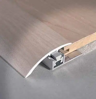 Profil terminatie pardoseli Multiclip CLF450 Profilitec | trecere 0-6 mm – bara 2,7 m + baza si clip