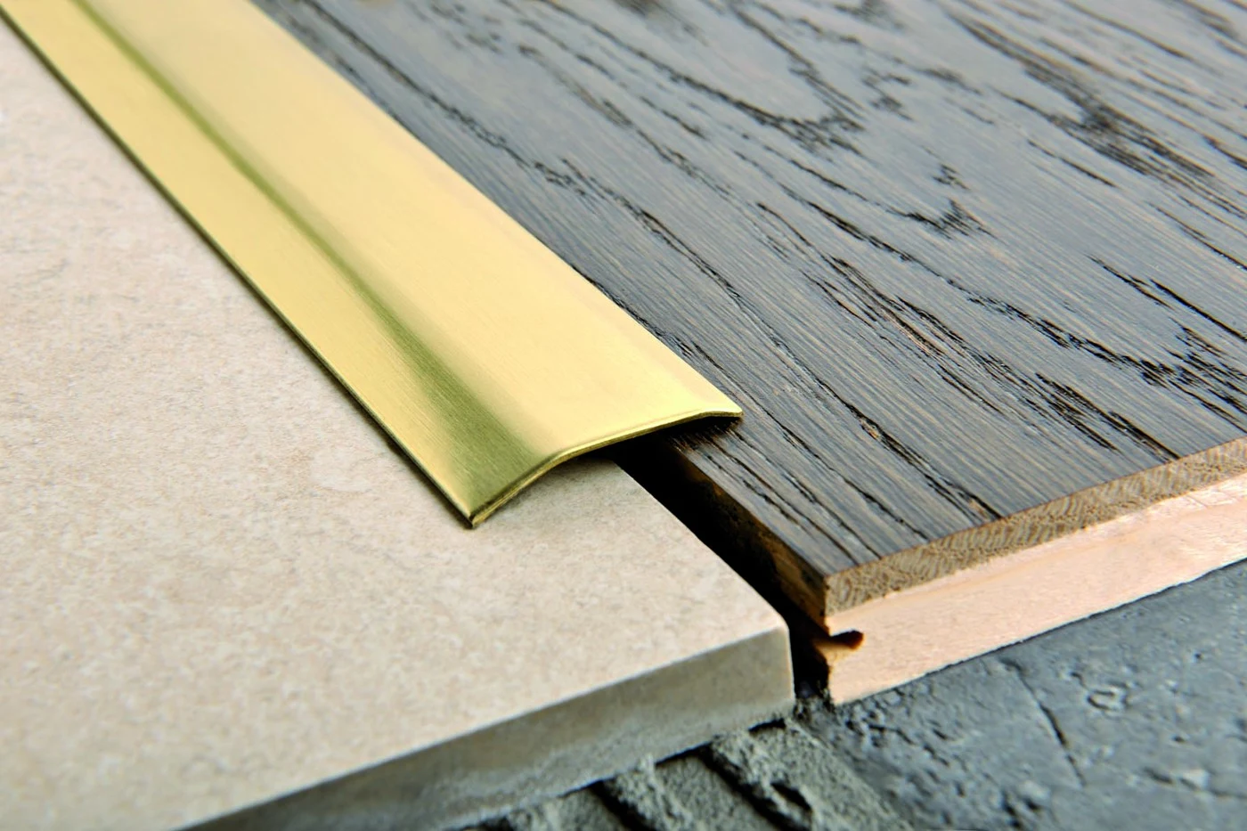 Profil de terminatie si trecere Prolevall 305 Progress Profiles | 30 mm latime, 5 mm, inox AISI 304 lucios sau periat, alama lucioasa – bara 2,7 m Profil de terminatie si trecere Prolevall 305 Progress Profiles | 30 mm latime, 5 mm, inox AISI 304 lucios sau periat, alama lucioasa – bara 2,7 m