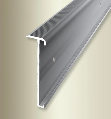 Profil treapta cu colturi rotunde Küberit 846 | muchie lata 56 mm + colturi prefabricate – bara 3 m