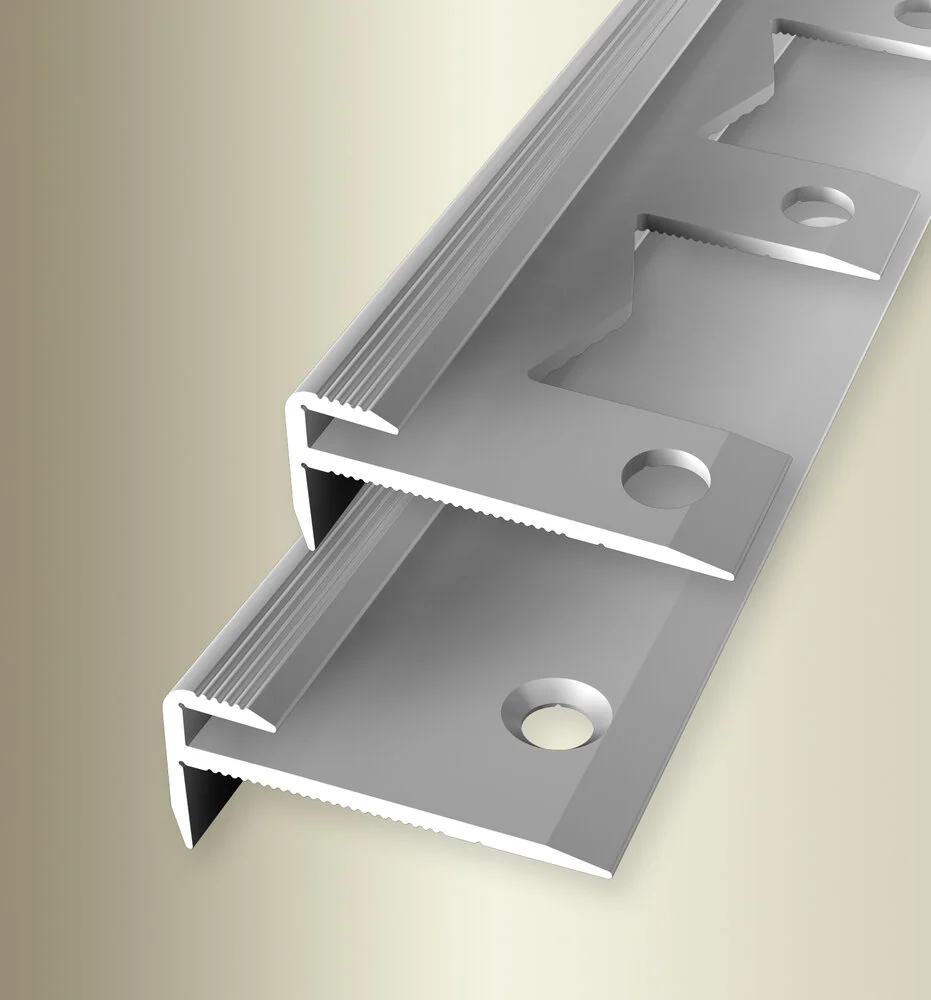 Profil treapta Küberit 809 | nas de treapta aluminiu anodizat – bara 1 m si 2,5 m Profil treapta Küberit 809 | nas de treapta aluminiu anodizat – bara 1 m si 2,5 m