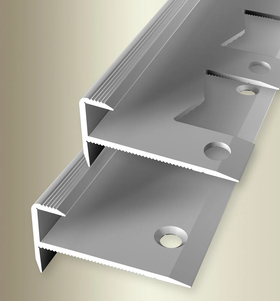 Profil treapta Küberit 810 | nas de treapta aluminiu anodizat – bara 1 m si 2,5 m Profil treapta Küberit 810 | nas de treapta aluminiu anodizat – bara 1 m si 2,5 m