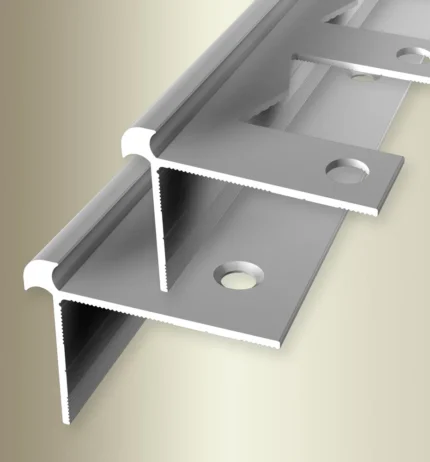 Profil treapta Küberit 873 | nas 32 x 32 mm, cu varianta curbabila EB – bare 1 / 2,5 / 5 m