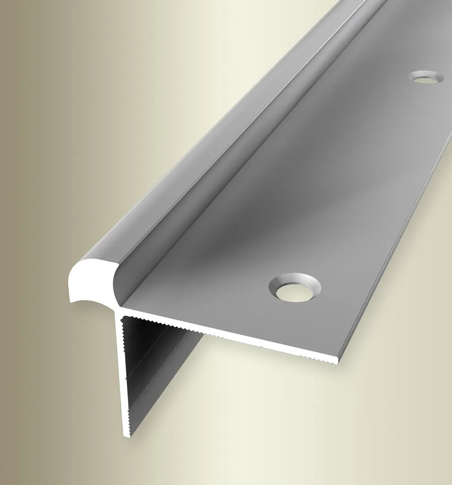 Profil treapta Küberit 875 | nas 33 x 33 mm, inclusiv negru RAL 9005 – bare 2,5 / 5 m Profil treapta Küberit 875 | nas 33 x 33 mm, inclusiv negru RAL 9005 – bare 2,5 / 5 m