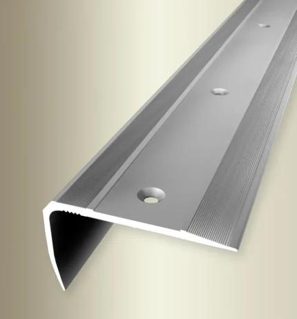 Profil treapta Küberit 712 Super-Reno-TK | nas 29 mm peste treapta veche, cu insert PVC – bare 2,5 / 5 m