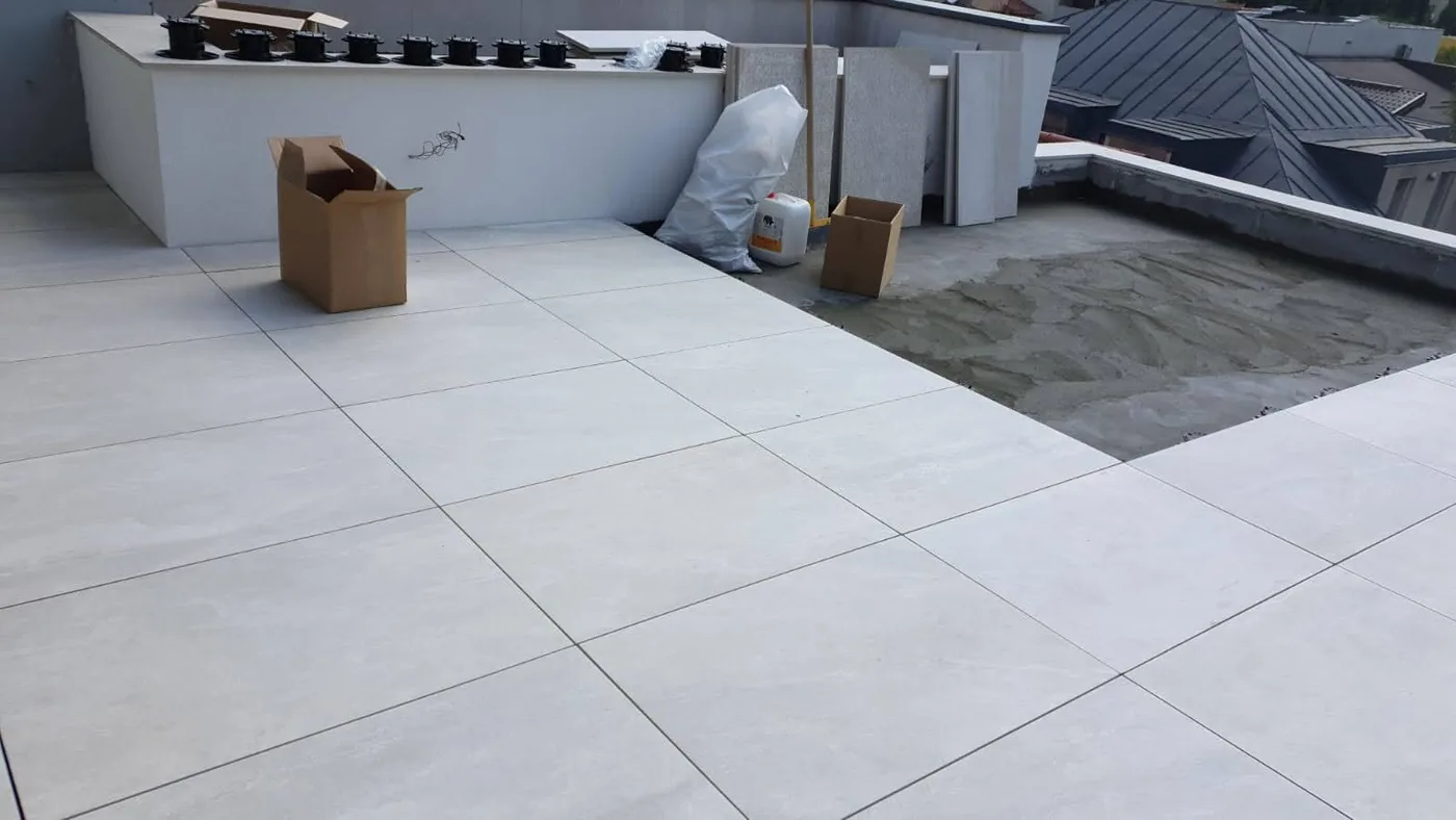 Proiectele noastre — profile premium montate in lucrari reale din Romania proiect terasa penthouse bucuresti - Proiectele noastre — profile premium montate in lucrari reale din Romania