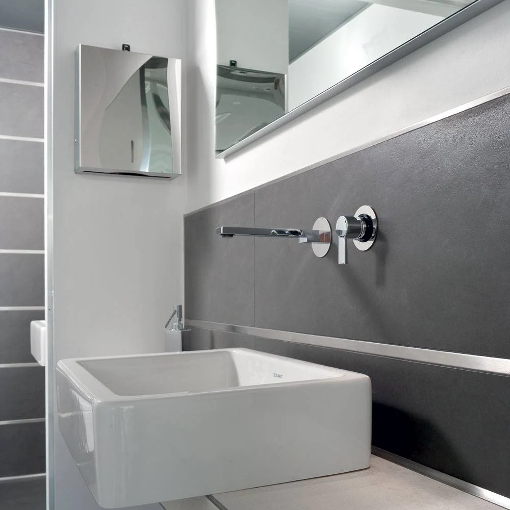 Coltar de faianta: metalic, PVC sau invizibil la 45°? Comparatie cinstita, cu preturi projolly square montat baie 1x1 1 - Coltar de faianta: metalic, PVC sau invizibil la 45°? Comparatie cinstita, cu preturi