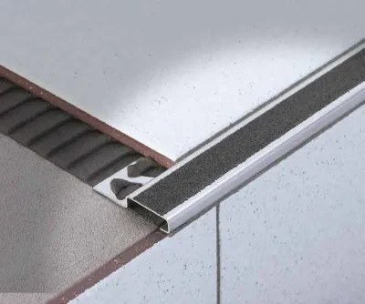 Profil lat inox pardoseala si trepte Cubetec FI Profilitec | vizibil 27 mm, rost decorativ, nas de treapta – bara 2,7 m