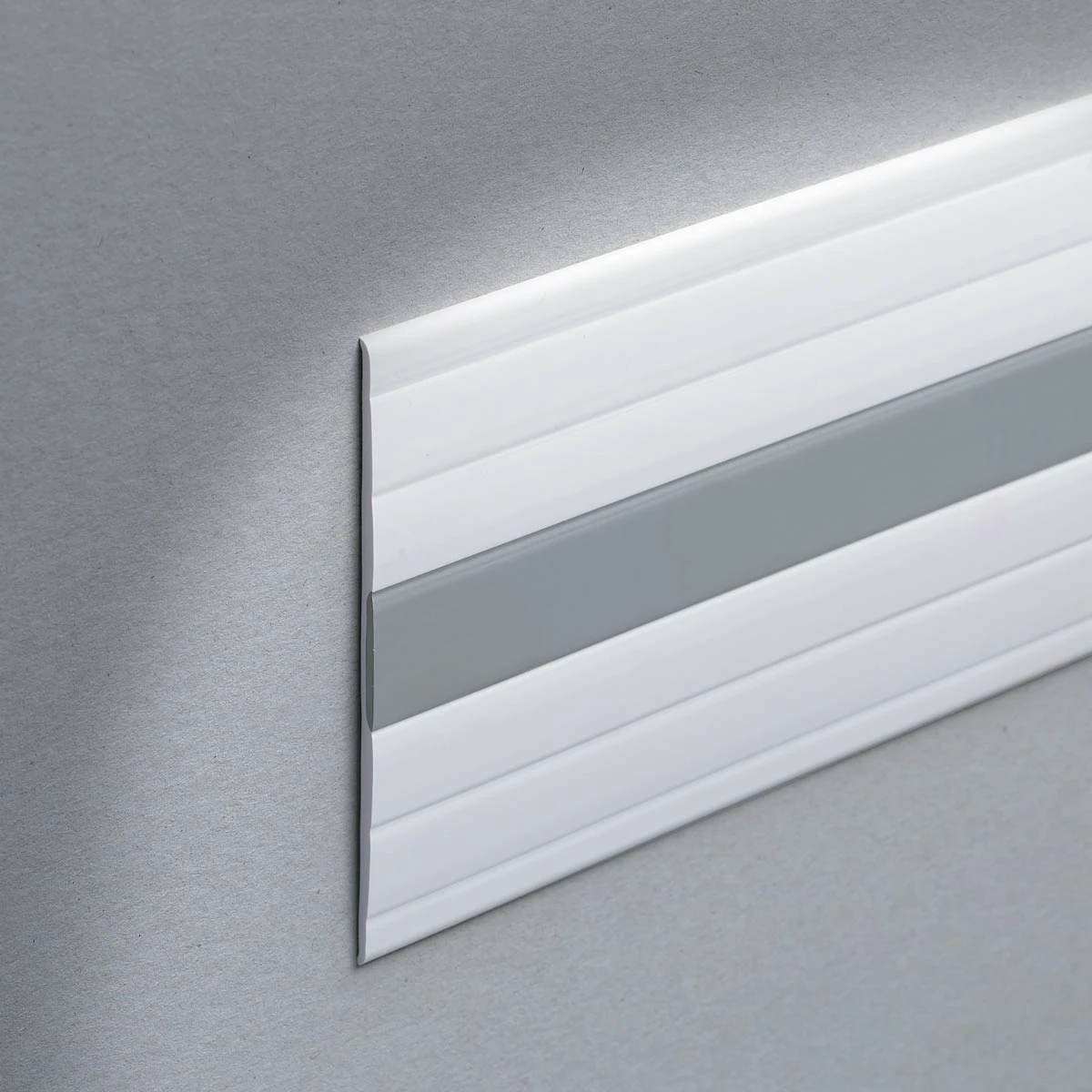 Banda protectie perete din rasina Wallprotection WP Profilitec | latime 125 mm, colorata in masa, combinatii alb-gri – bara 2,7 m Banda protectie perete din rasina Wallprotection WP Profilitec | latime 125 mm, colorata in masa, combinatii alb-gri – bara 2,7 m